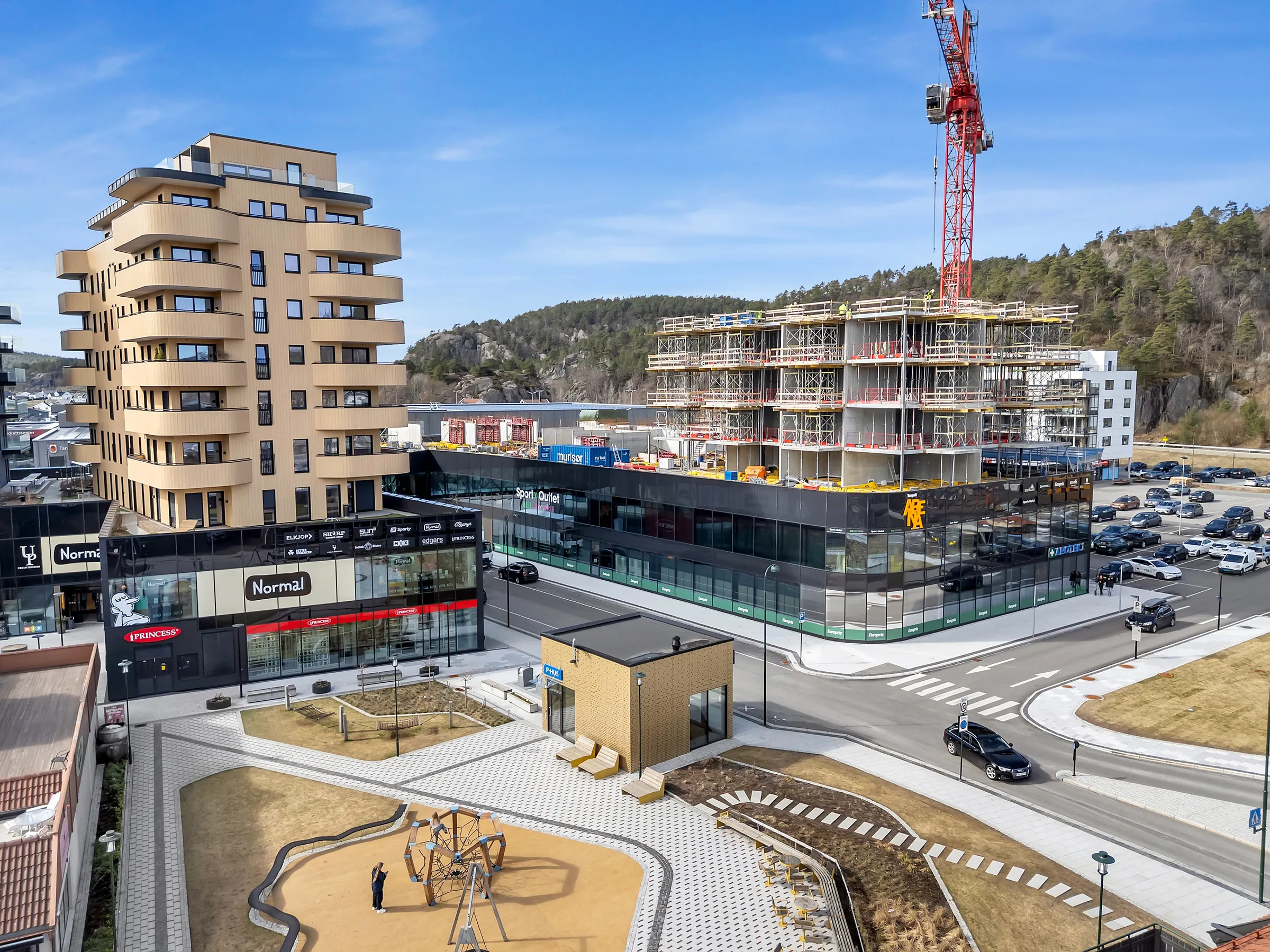 Boligetasjene tar form - tydelig fremdrift gjennom april (bilde 4)